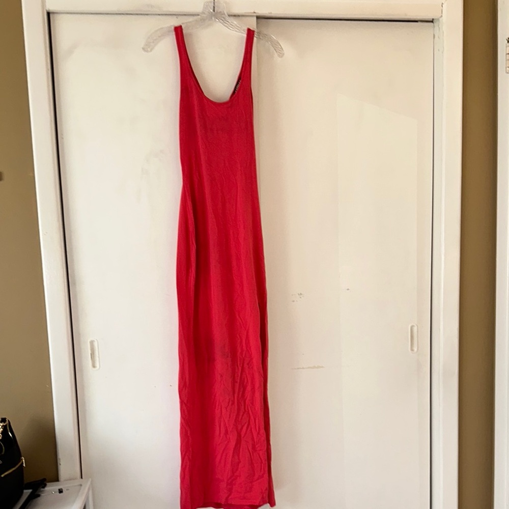 Elegant Red Sleeveless Dress